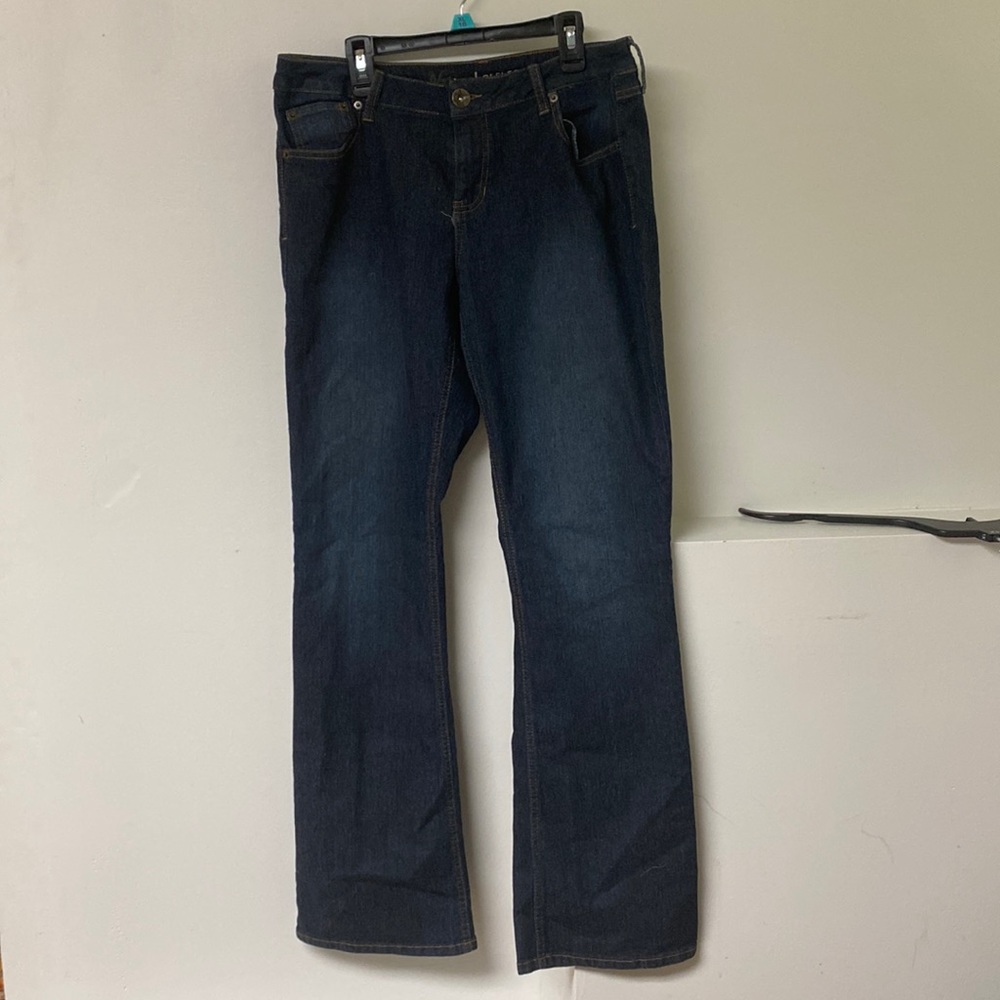 Natural Reflection Bootcut Jean